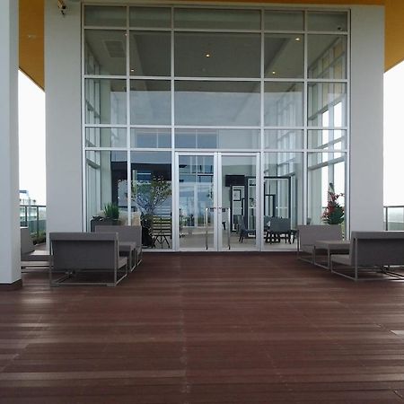 Lpn Park Beach Tour B Pantai Jomtien Bagian luar foto