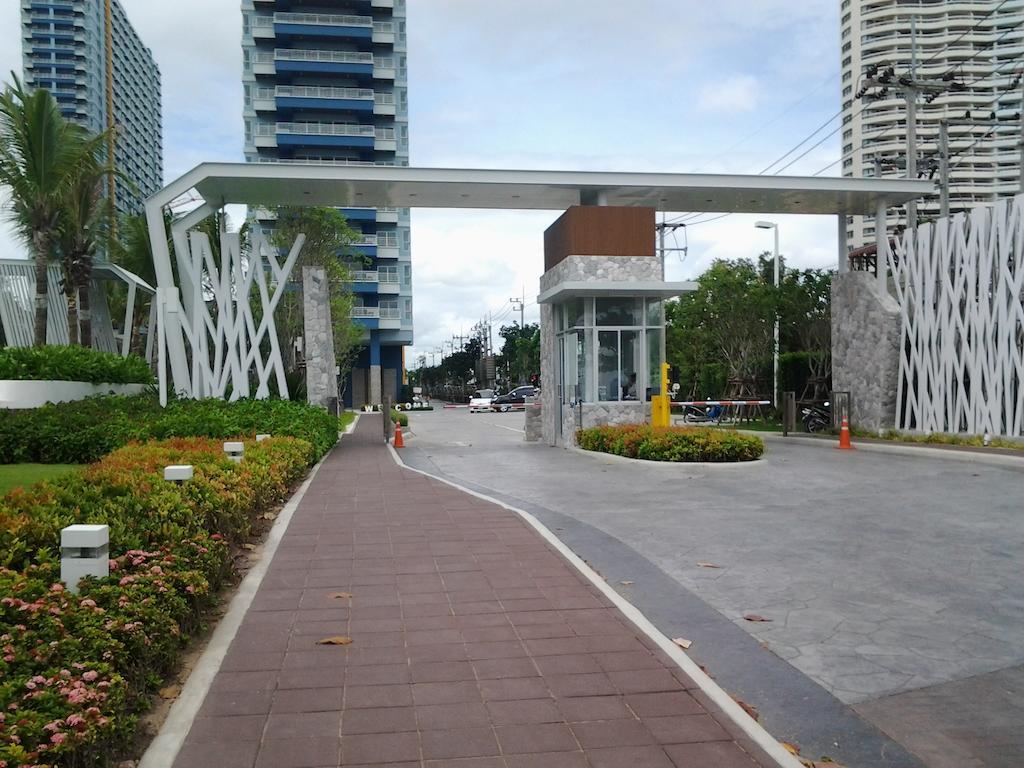 Lpn Park Beach Tour B Pantai Jomtien Bagian luar foto